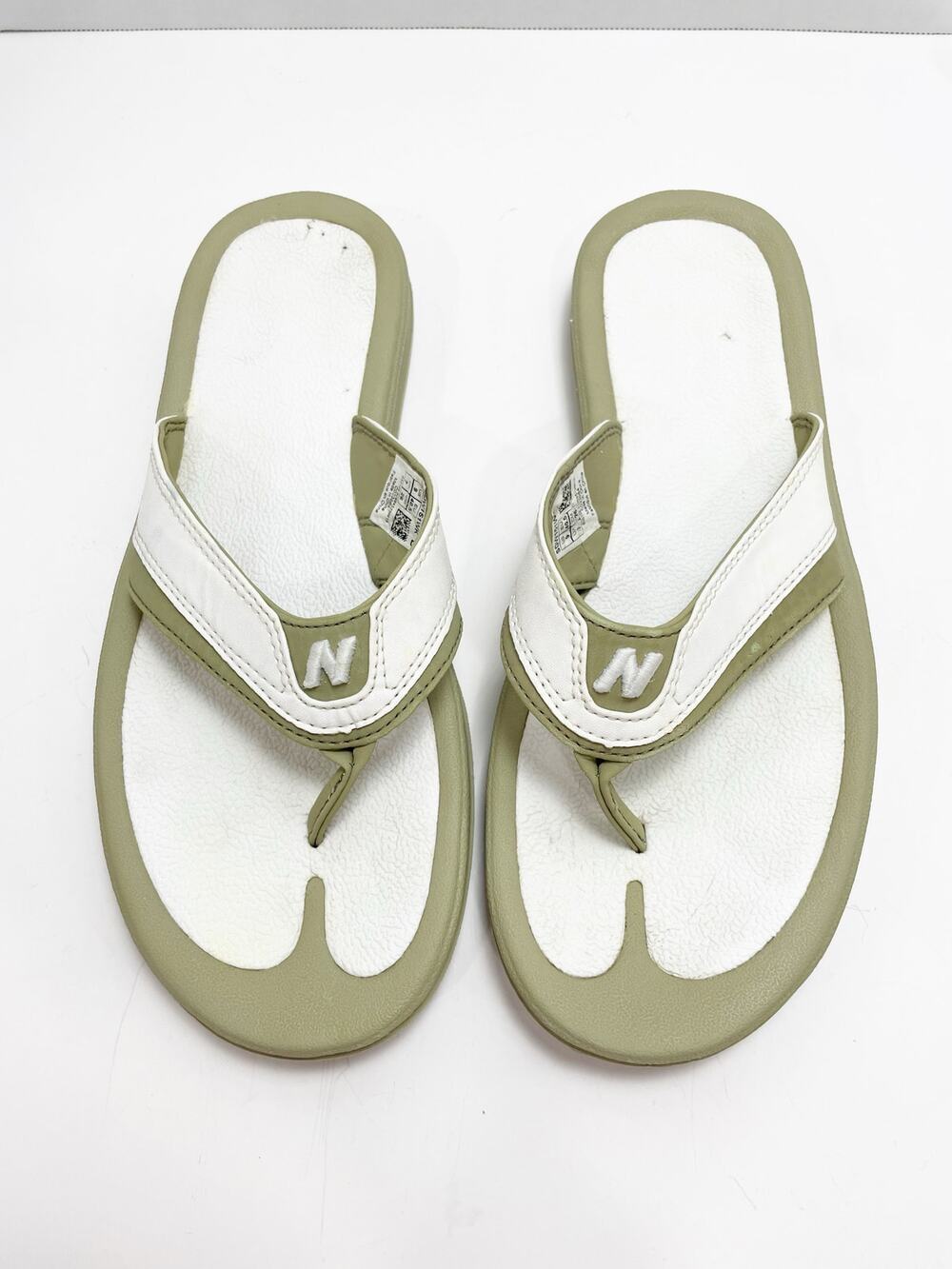 New Balance Logo Flip Flops Size 9 Beige White Gorpcore